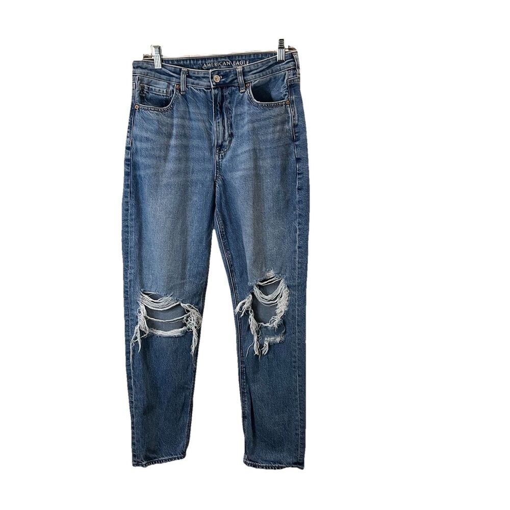 American Eagle Jeans Strigid Mom Jean Medium Wash Womens Size 8R Distressed